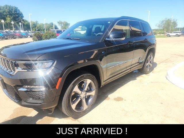 jeep grand cherokee 2024 1C4RJYB69RC135736 image jeep grand cherokee 2024 1C4RJYB69RC135736 image